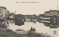 SENS - La Fausse Rivière et les Bateaux - Lavoirs